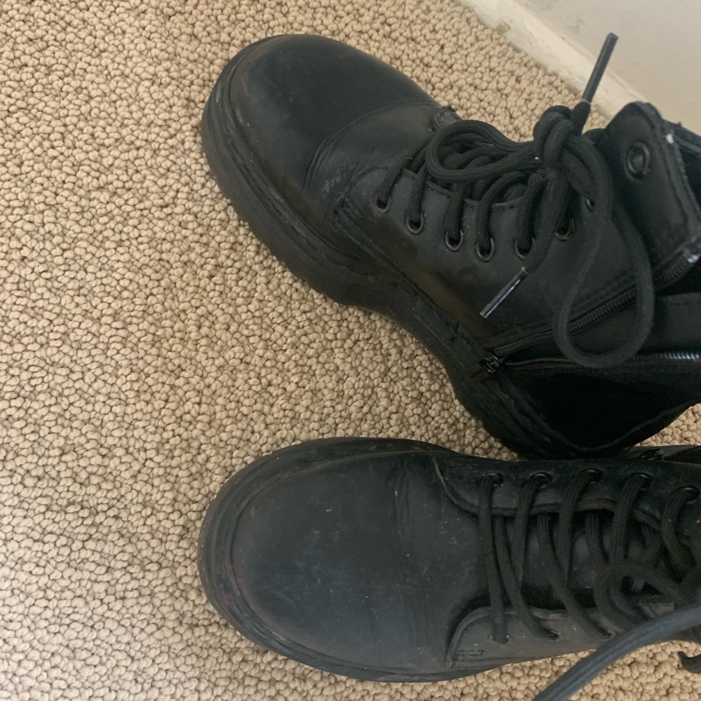 💛 Doc Martens Vegan Jadon Mono - Picture 4 of 7